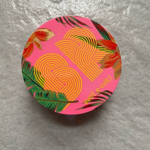 Wet N Wild Bretman Rock Jungle Rock Highlighter - Picture 2 of 3